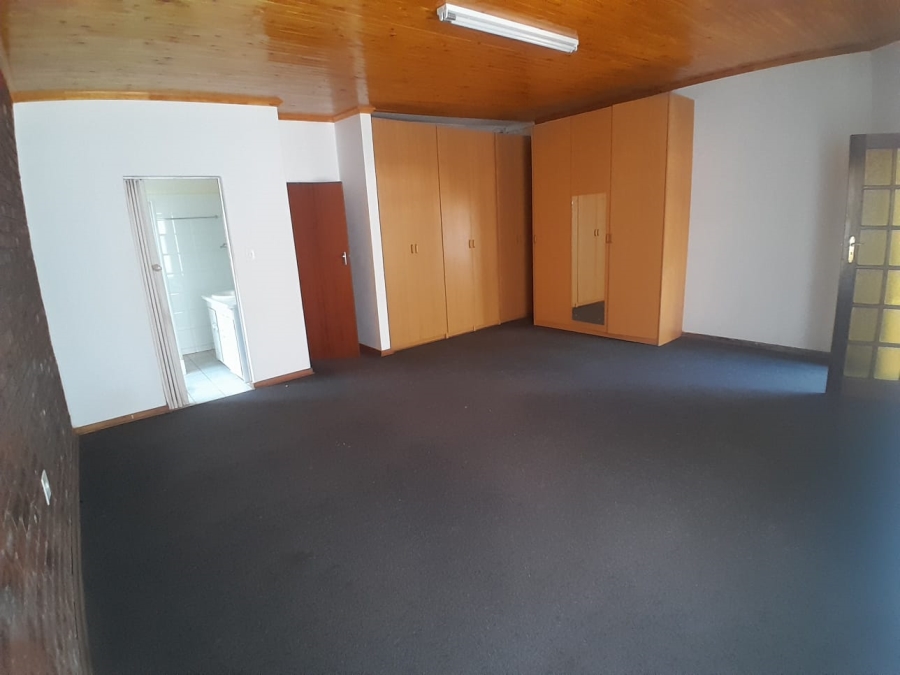 4 Bedroom Property for Sale in Kathu Northern Cape